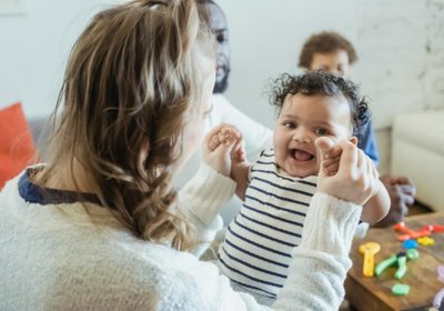 Children learning with teacher support during extended daycare hours
